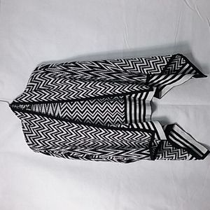 89TH & Madison women's cardigan Size Med